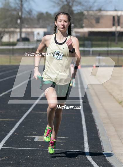 Thumbnail 1 in Trojan Relays Preseason Invitational photogallery.