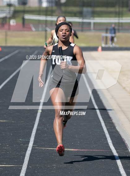 Thumbnail 2 in Trojan Relays Preseason Invitational photogallery.