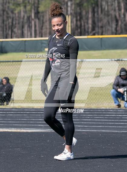 Thumbnail 1 in Trojan Relays Preseason Invitational photogallery.