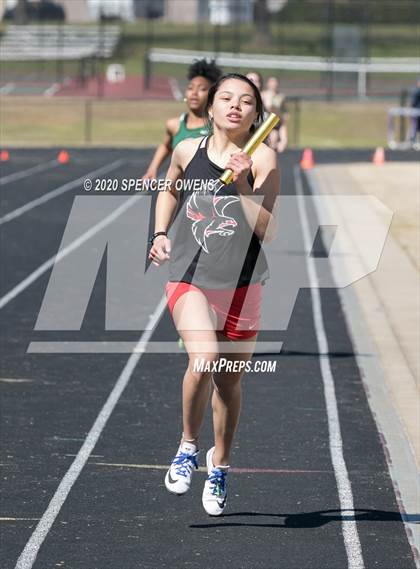 Thumbnail 2 in Trojan Relays Preseason Invitational photogallery.