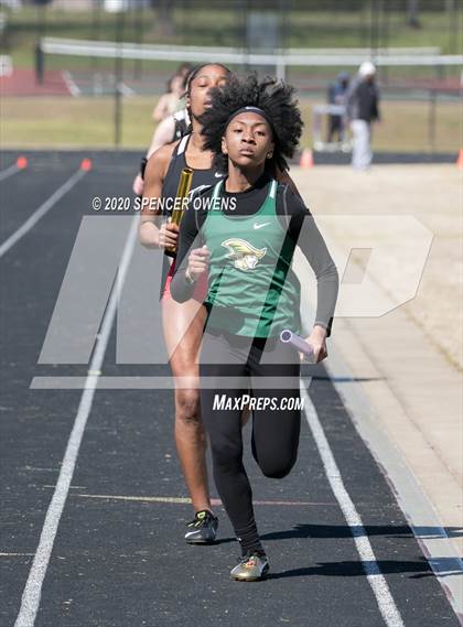 Thumbnail 1 in Trojan Relays Preseason Invitational photogallery.