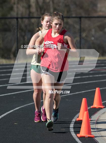 Thumbnail 3 in Trojan Relays Preseason Invitational photogallery.