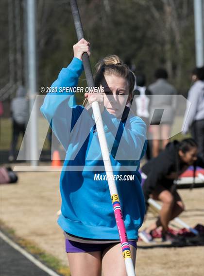 Thumbnail 3 in Trojan Relays Preseason Invitational photogallery.
