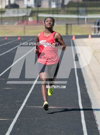 Thumbnail 3 in Trojan Relays Preseason Invitational photogallery.