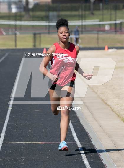 Thumbnail 1 in Trojan Relays Preseason Invitational photogallery.