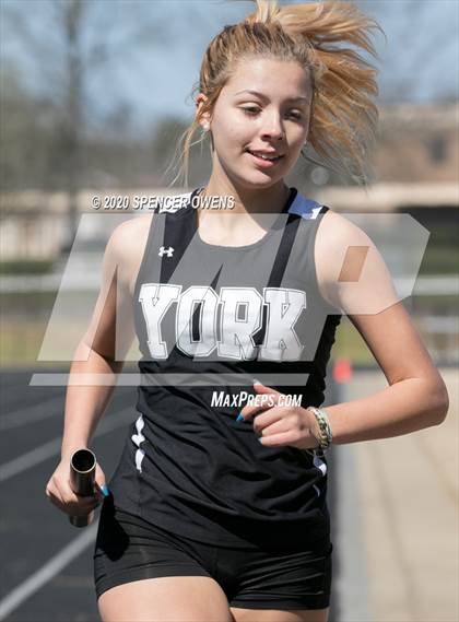 Thumbnail 3 in Trojan Relays Preseason Invitational photogallery.