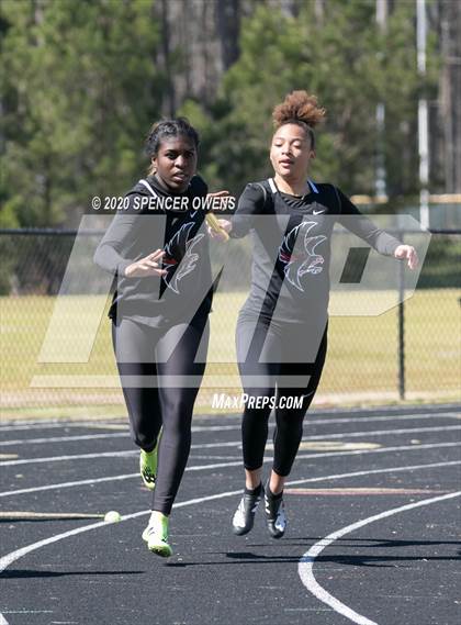 Thumbnail 3 in Trojan Relays Preseason Invitational photogallery.