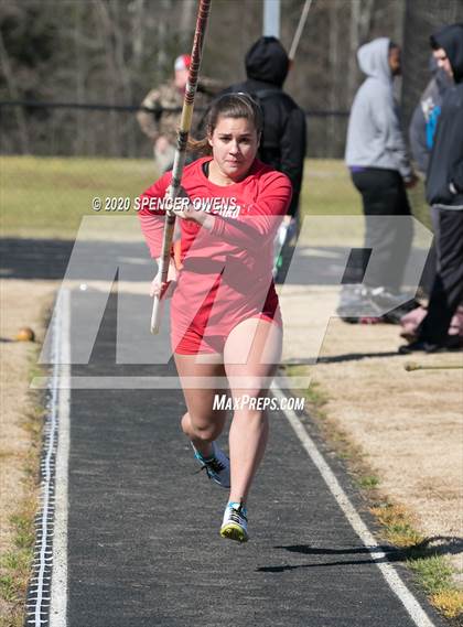 Thumbnail 2 in Trojan Relays Preseason Invitational photogallery.