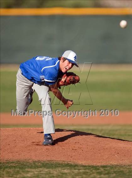Thumbnail 3 in Alta Loma @ Los Osos photogallery.