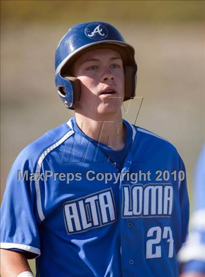 Thumbnail 3 in Alta Loma @ Los Osos photogallery.