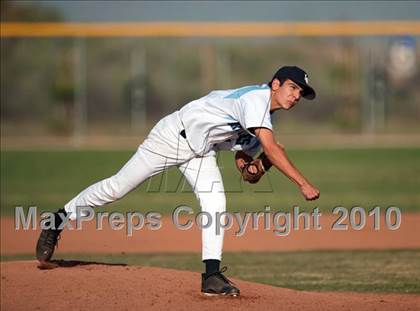 Thumbnail 1 in Alta Loma @ Los Osos photogallery.