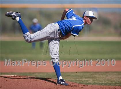 Thumbnail 1 in Alta Loma @ Los Osos photogallery.