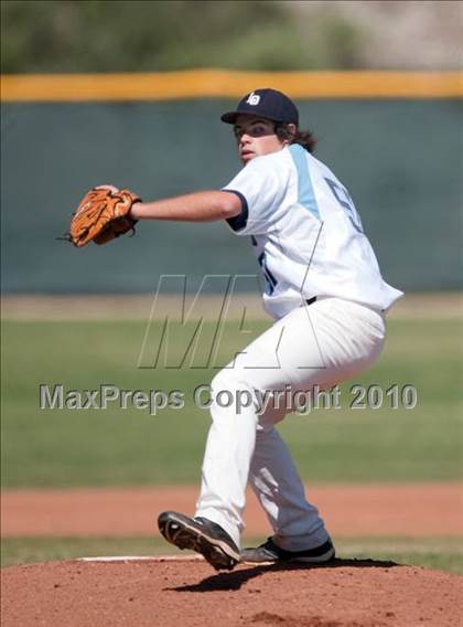 Thumbnail 2 in Alta Loma @ Los Osos photogallery.