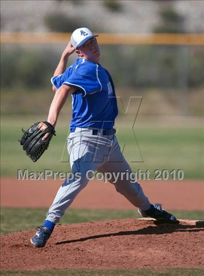 Thumbnail 2 in Alta Loma @ Los Osos photogallery.