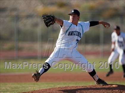 Thumbnail 1 in Alta Loma @ Los Osos photogallery.