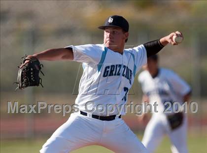 Thumbnail 3 in Alta Loma @ Los Osos photogallery.