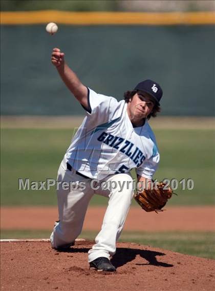 Thumbnail 1 in Alta Loma @ Los Osos photogallery.
