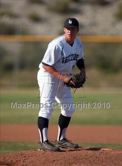 Thumbnail 3 in Alta Loma @ Los Osos photogallery.