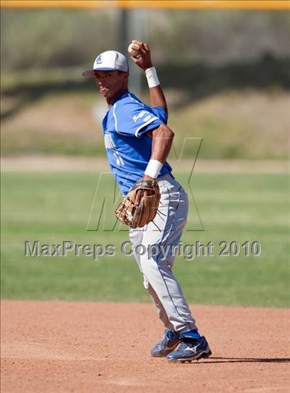 Thumbnail 1 in Alta Loma @ Los Osos photogallery.