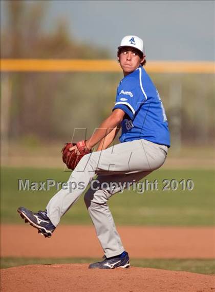 Thumbnail 3 in Alta Loma @ Los Osos photogallery.