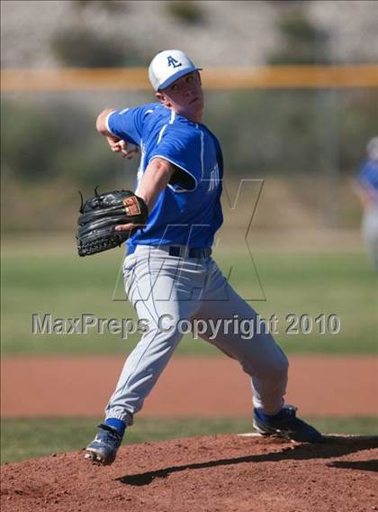 Thumbnail 1 in Alta Loma @ Los Osos photogallery.