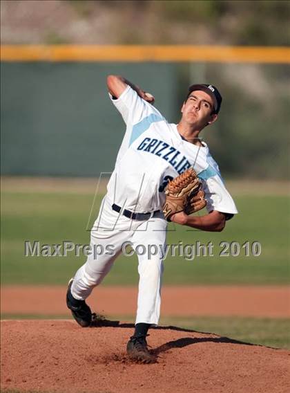 Thumbnail 1 in Alta Loma @ Los Osos photogallery.