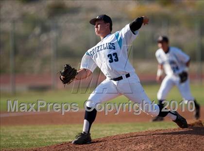 Thumbnail 1 in Alta Loma @ Los Osos photogallery.