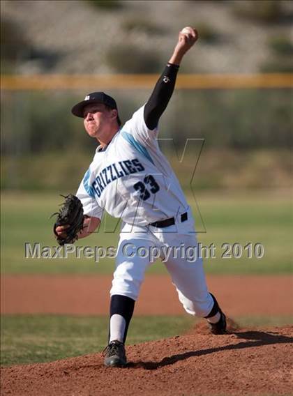 Thumbnail 1 in Alta Loma @ Los Osos photogallery.