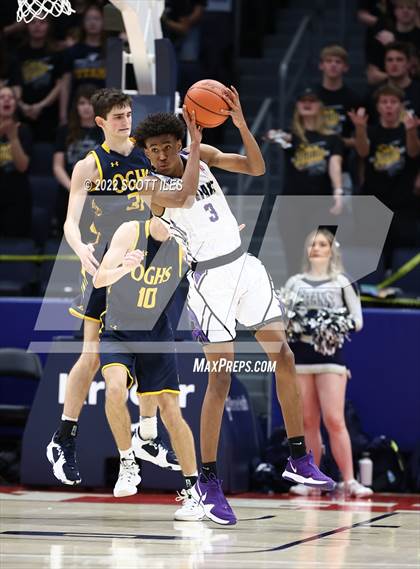 Thumbnail 2 in Ottawa-Glandorf vs. Africentric Early College (OHSAA D3 Semifinal) photogallery.