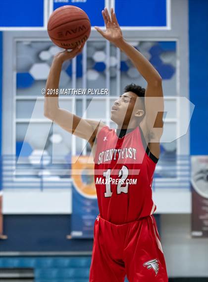 Thumbnail 1 in Seventy-First vs. Westover (Cumberland County Schools Basketball Holiday Classic) photogallery.