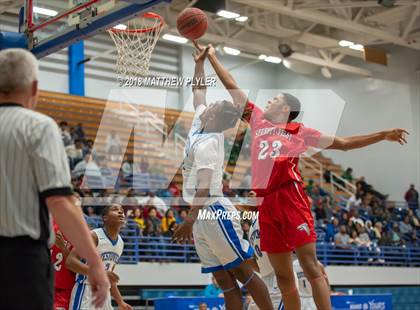 Thumbnail 1 in Seventy-First vs. Westover (Cumberland County Schools Basketball Holiday Classic) photogallery.