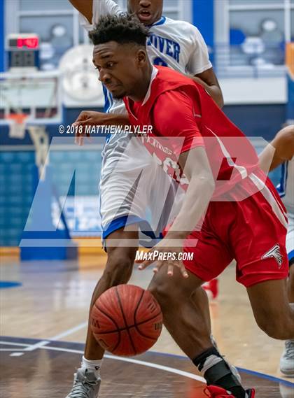 Thumbnail 2 in Seventy-First vs. Westover (Cumberland County Schools Basketball Holiday Classic) photogallery.