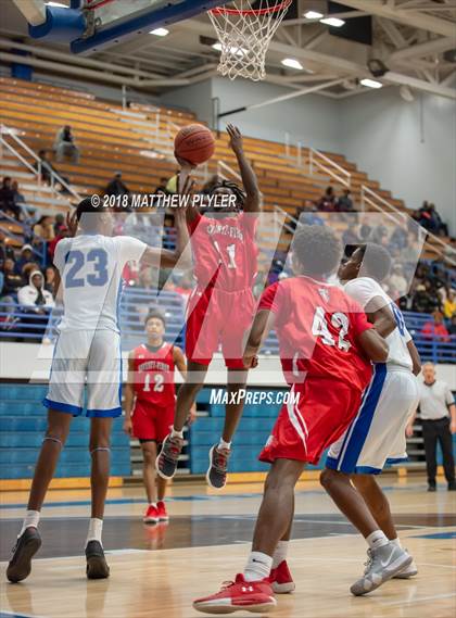 Thumbnail 2 in Seventy-First vs. Westover (Cumberland County Schools Basketball Holiday Classic) photogallery.