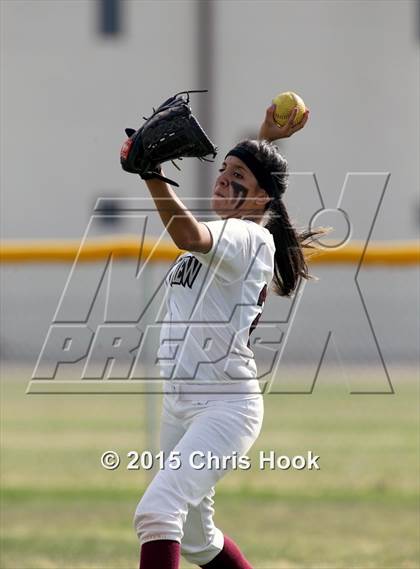 Thumbnail 2 in Sahuaro @ Desert View photogallery.
