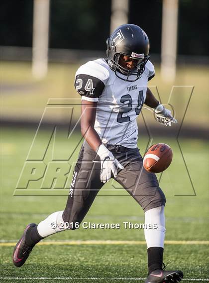 Thumbnail 2 in Dominion @ Loudoun Valley photogallery.
