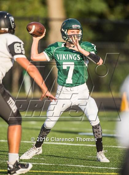 Thumbnail 3 in Dominion @ Loudoun Valley photogallery.
