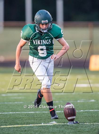 Thumbnail 3 in Dominion @ Loudoun Valley photogallery.