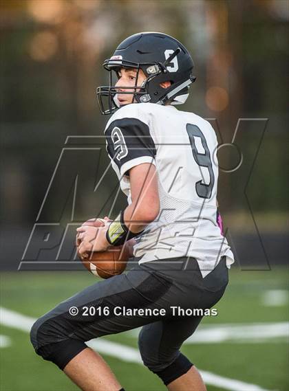 Thumbnail 3 in Dominion @ Loudoun Valley photogallery.