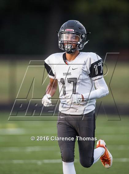 Thumbnail 3 in Dominion @ Loudoun Valley photogallery.