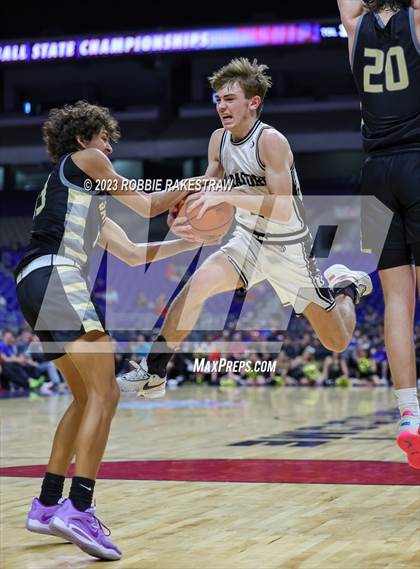 Thumbnail 3 in Graford vs. Jayton (UIL 1A Basketball State Final) photogallery.