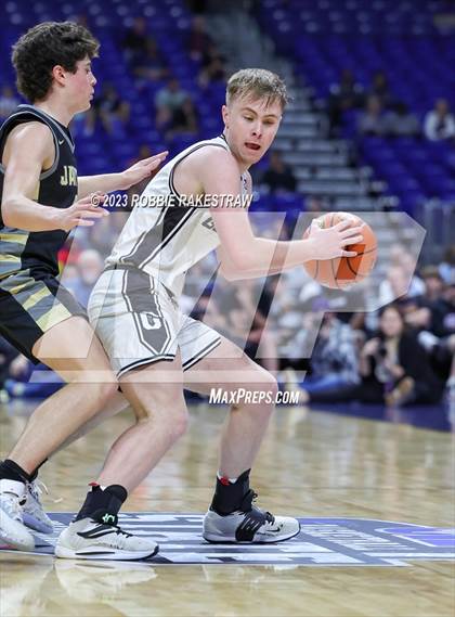 Thumbnail 1 in Graford vs. Jayton (UIL 1A Basketball State Final) photogallery.