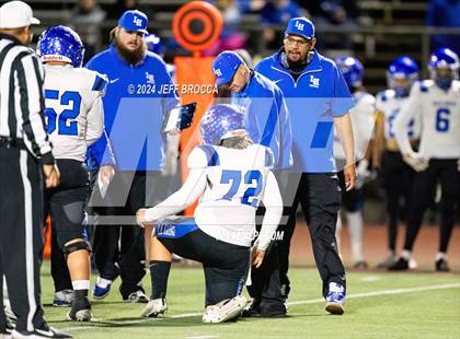 Thumbnail 1 in Simi Valley vs. La Habra (CIF SS D3 Quarter Final) photogallery.