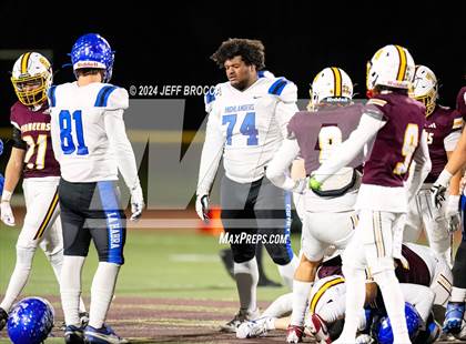 Thumbnail 3 in Simi Valley vs. La Habra (CIF SS D3 Quarter Final) photogallery.