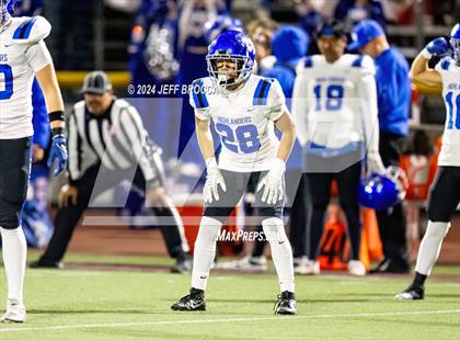 Thumbnail 1 in Simi Valley vs. La Habra (CIF SS D3 Quarter Final) photogallery.
