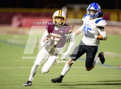 Thumbnail 2 in Simi Valley vs. La Habra (CIF SS D3 Quarter Final) photogallery.