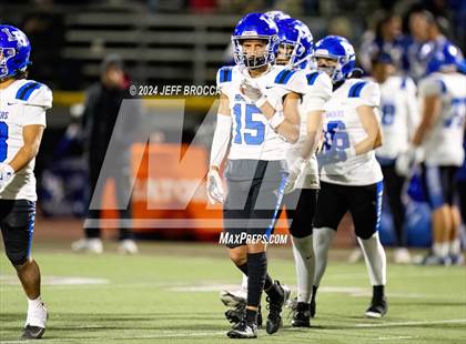 Thumbnail 1 in Simi Valley vs. La Habra (CIF SS D3 Quarter Final) photogallery.