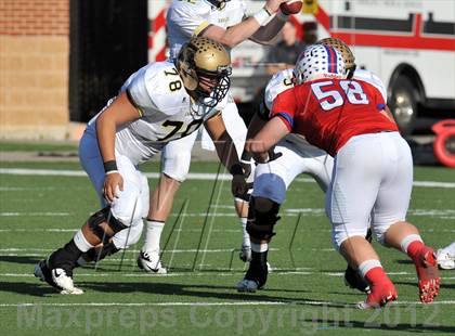 Thumbnail 3 in Abilene vs. Midway (UIL 5A Division 2 Regional Playoff) photogallery.