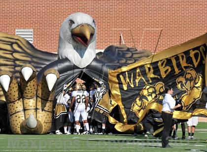 Thumbnail 1 in Abilene vs. Midway (UIL 5A Division 2 Regional Playoff) photogallery.