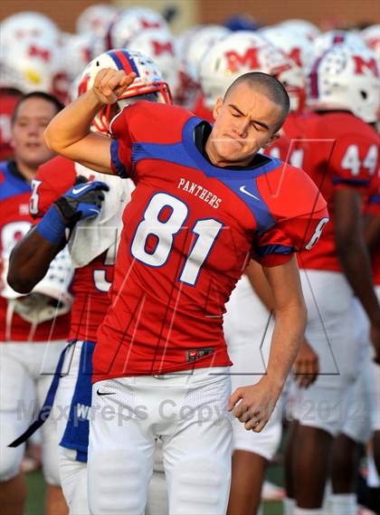 Thumbnail 1 in Abilene vs. Midway (UIL 5A Division 2 Regional Playoff) photogallery.