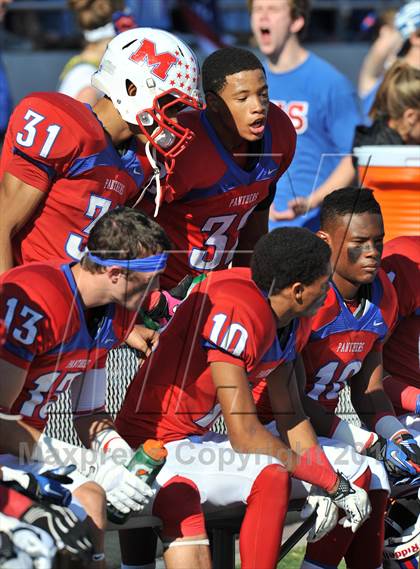 Thumbnail 2 in Abilene vs. Midway (UIL 5A Division 2 Regional Playoff) photogallery.